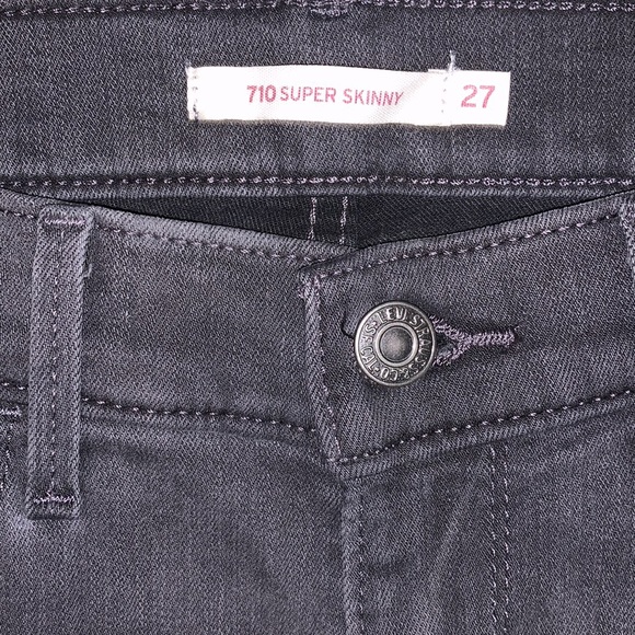 EUC Levi’s Jeans Dark Grey - Picture 4 of 10